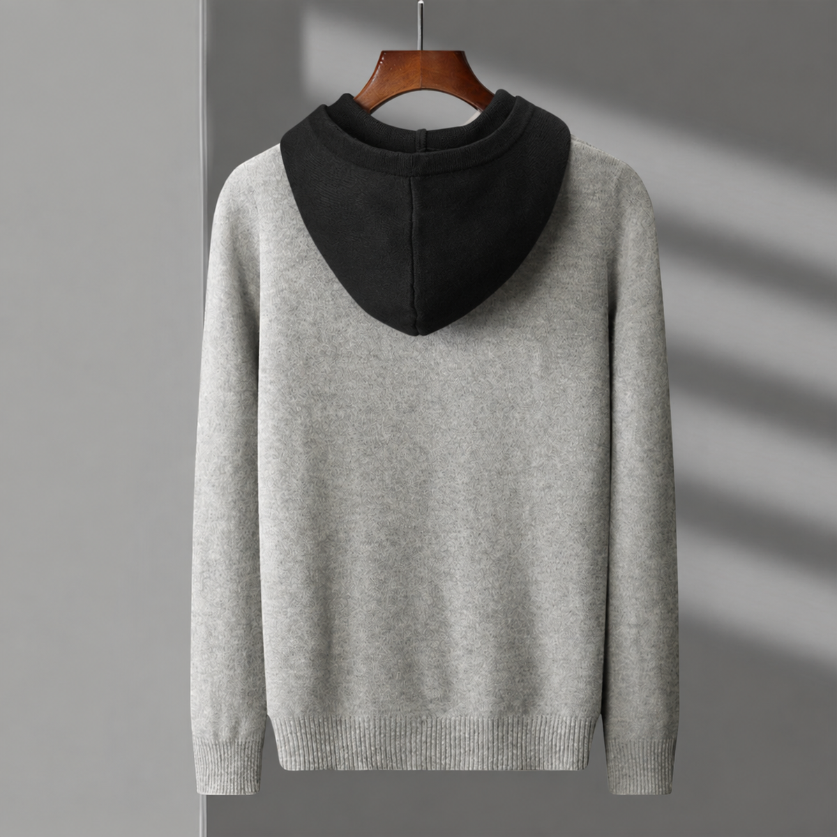 ARDEN | SUDADERA CON CAPUCHA DE LANA MERINO