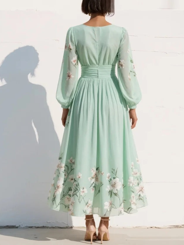 SERAFINA | VESTIDO PLISADO CON ESCOTE EN V