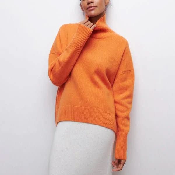 ARIA | SUÉTER OVERSIZE DE CUELLO TORTUGA