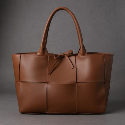 BOLSO DE CUERO SOFISTICADO