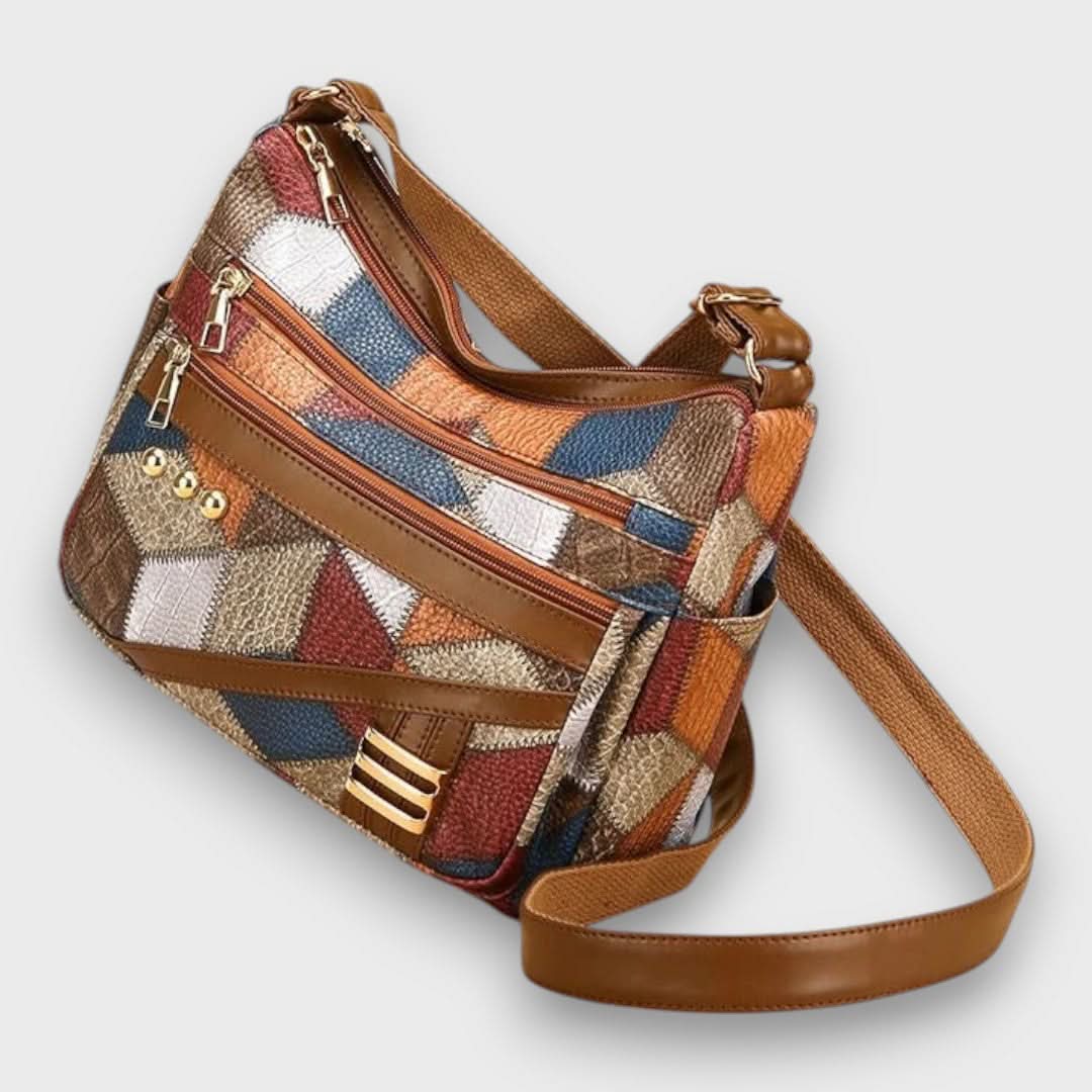 SOLARA | BOLSO DE HOMBRO CON DISEÑO DE REMACHES